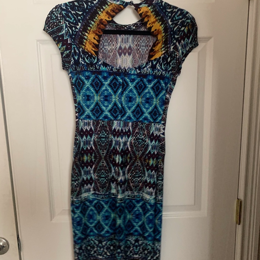 Patterned blue midi dress
